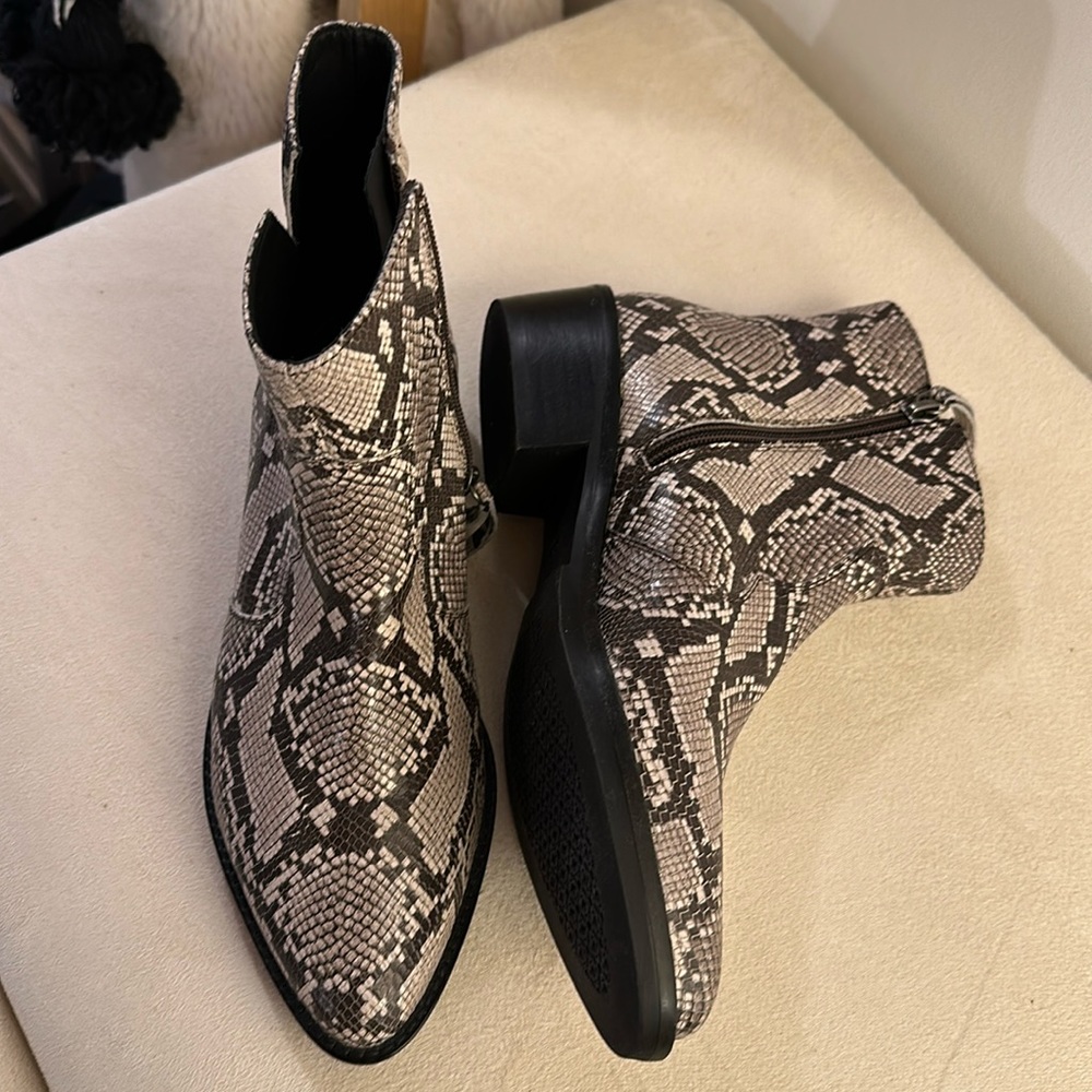 Western snake print Booties